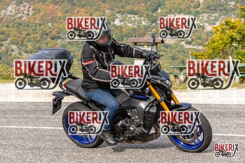 Forca d Acero 12-10-25 h15-37 2140