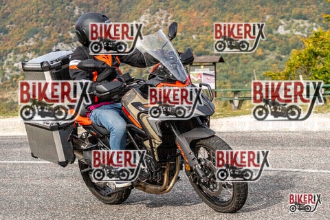 Forca d Acero 12-10-25 h15-42 2164