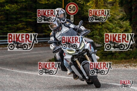 Forca d Acero 12-10-25 h15-47 2203