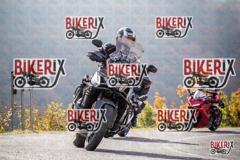 Forca d Acero 19-10-25 h10-46 0207