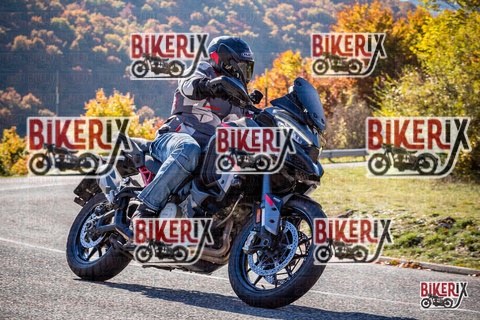 Forca d Acero 19-10-25 h11-34 0606