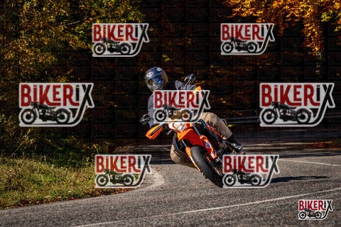 Forca d Acero 19-10-25 h11-41 0713