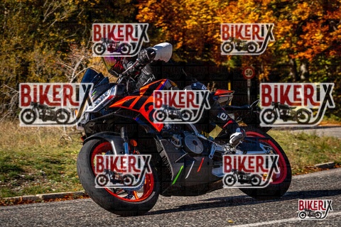 Forca d Acero 19-10-25 h12-11 1105