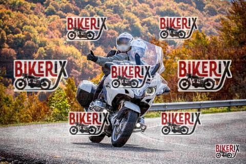 Forca d Acero 19-10-25 h12-58 1944