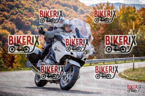 Forca d Acero 19-10-25 h12-58 1945