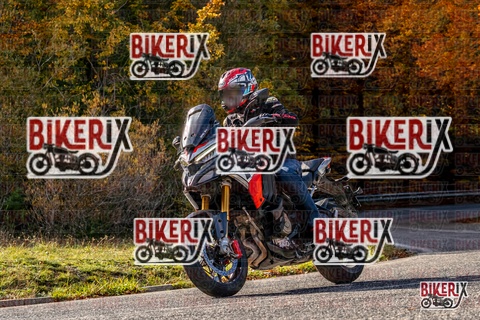 Forca d Acero 19-10-25 h15-24 3383