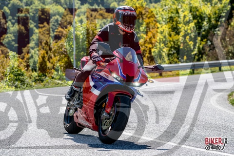 Forca d Acero 20-09-25 h13-03 1104