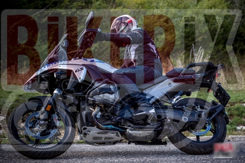 Forca d Acero 27-09-25 h12-33 0356