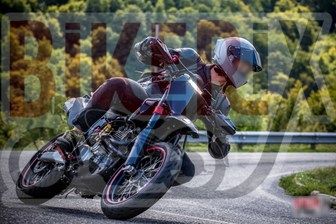 Forca d Acero 27-09-25 h12-37 0402