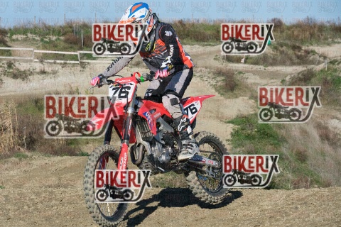 Malandrone 31-12-25 h12-21 0130