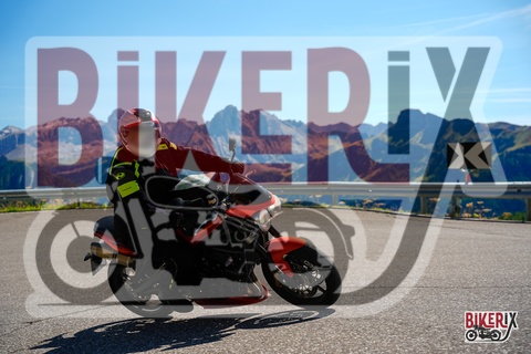 Passo Sella 06-09-25 h14-24 1864