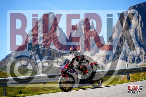 Passo Sella 06-09-25 h14-29 1923