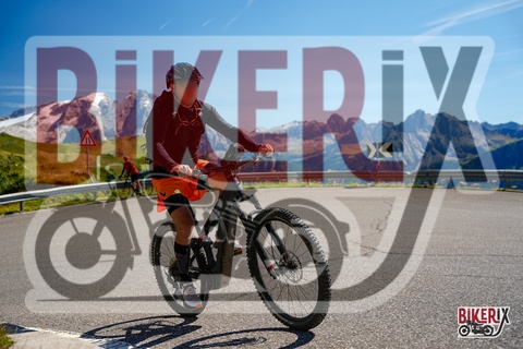 Passo Sella 06-09-25 h14-33 1945