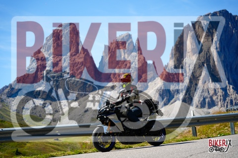 Passo Sella 06-09-25 h14-35 1964