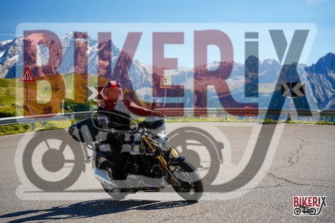 Passo Sella 06-09-25 h14-37 1979