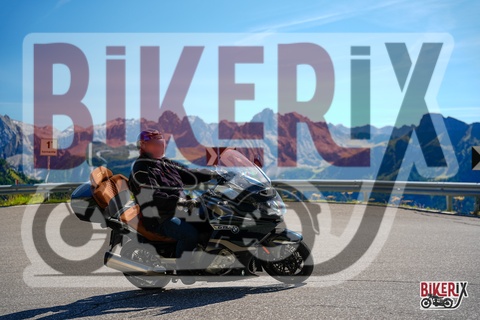 Passo Sella 06-09-25 h14-37 1983