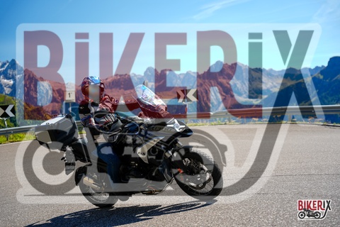 Passo Sella 06-09-25 h14-37 1990