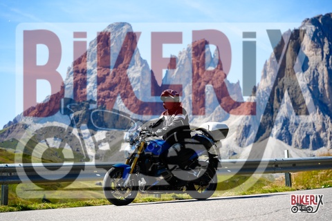 Passo Sella 06-09-25 h14-39 1996