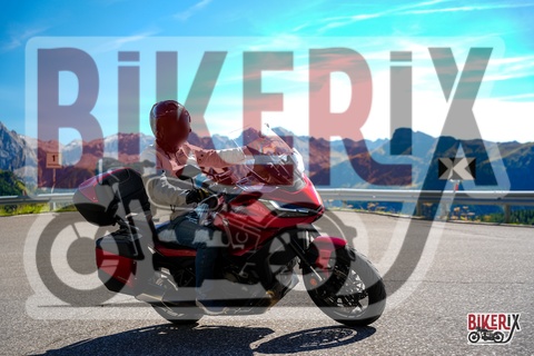 Passo Sella 06-09-25 h14-47 2048