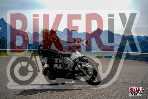 Passo Sella 07-09-25 h13-32 1367