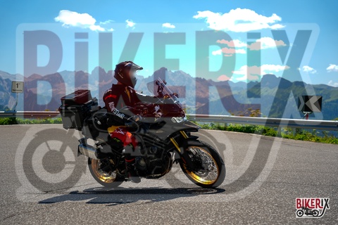 Passo Sella 10-08-25 h13-27 1135