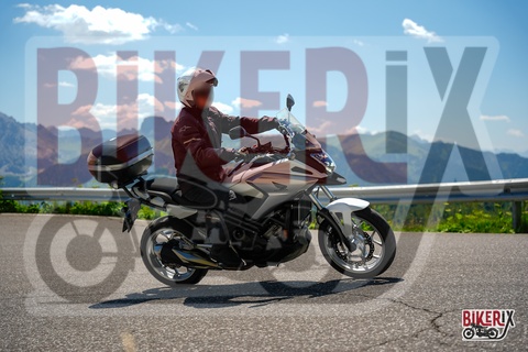 Passo Sella 10-08-25 h13-31 1149