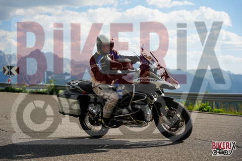 Passo Sella 10-08-25 h16-46 1870