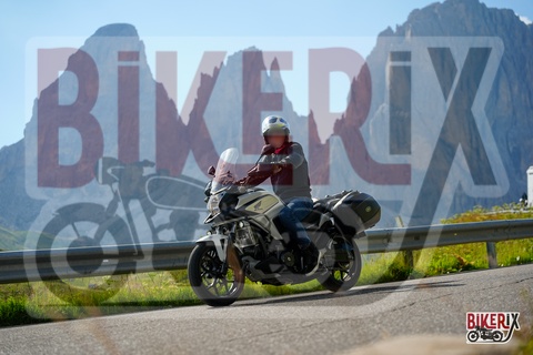 Passo Sella 10-08-25 h16-55 1899