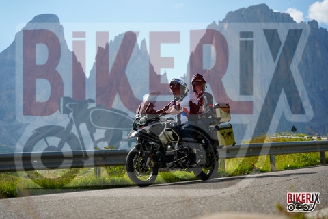 Passo Sella 10-08-25 h16-57 1910