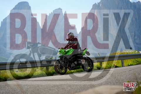 Passo Sella 10-08-25 h16-58 1915