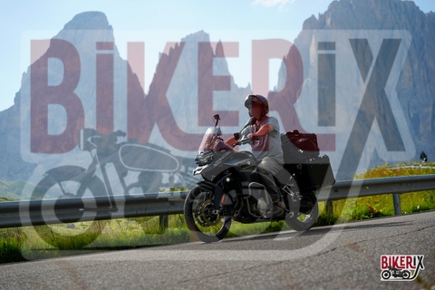 Passo Sella 10-08-25 h17-01 1930