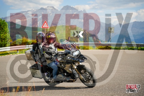 Passo Sella 10-08-25 h17-03 1935