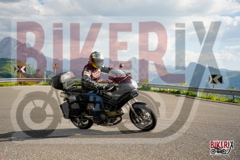 Passo Sella 10-08-25 h17-17 1965