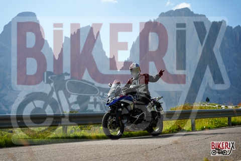 Passo Sella 10-08-25 h17-26 1977