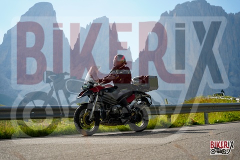 Passo Sella 10-08-25 h17-28 1982