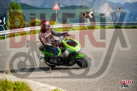 Passo Sella 10-08-25 h17-28 1983