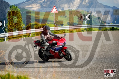 Passo Sella 10-08-25 h17-40 2000