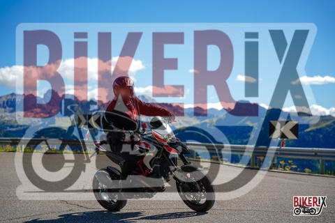 Passo Sella 31-08-25 h15-29 1909