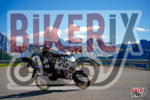 Passo Sella 31-08-25 h15-41 1943