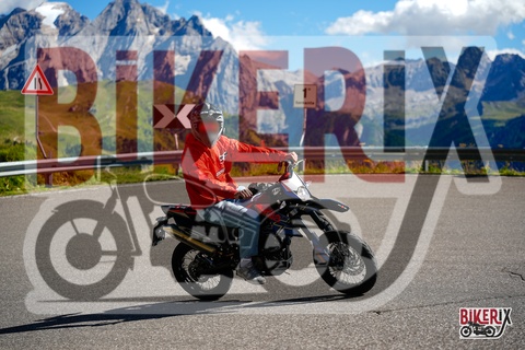 Passo Sella 31-08-25 h15-47 1962