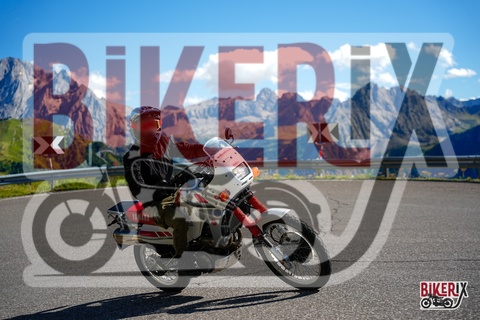 Passo Sella 31-08-25 h15-48 1974