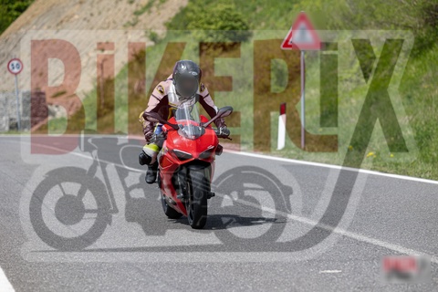 Passo del Giogo 03-05-25 h12-00 0302