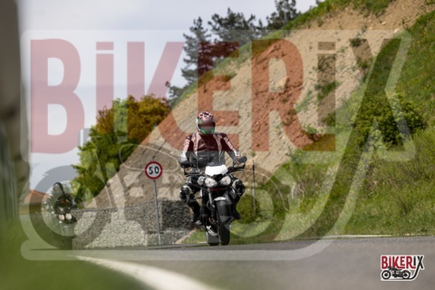 Passo del Giogo 03-05-25 h12-05 0330