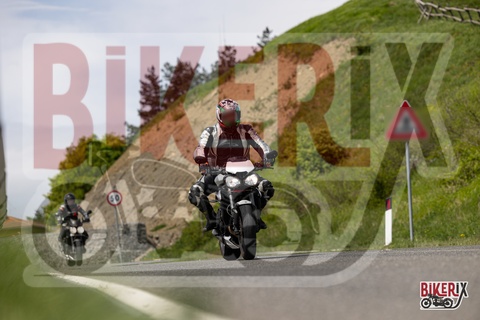 Passo del Giogo 03-05-25 h12-05 0332