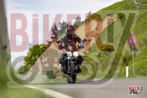 Passo del Giogo 03-05-25 h12-05 0334