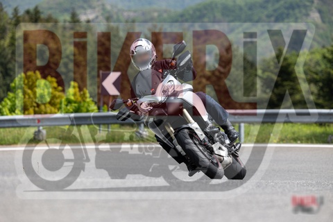 Passo del Giogo 03-05-25 h12-11 0357