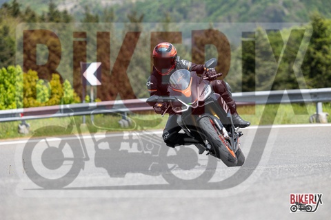Passo del Giogo 03-05-25 h13-59 0672