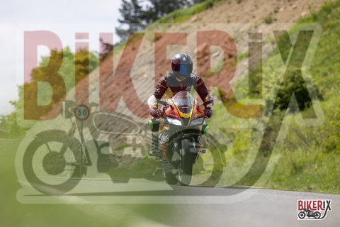 Passo del Giogo 03-05-25 h14-03 0693