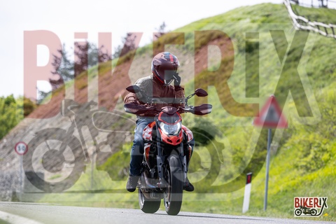 Passo del Giogo 03-05-25 h15-09 0915