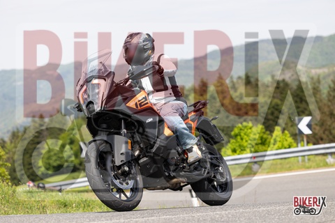 Passo del Giogo 03-05-25 h15-21 0945